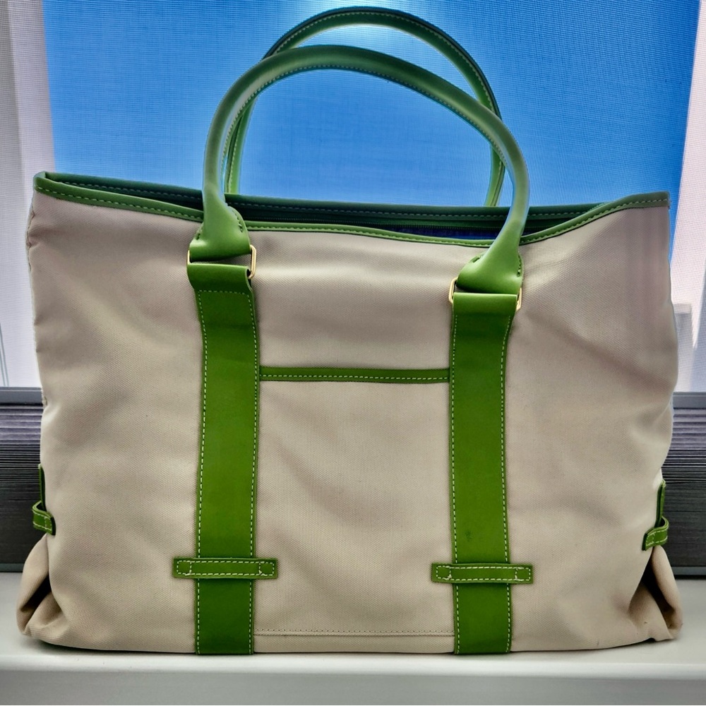 Estée Lauder Cream Tote Bag with Bright Green Trim